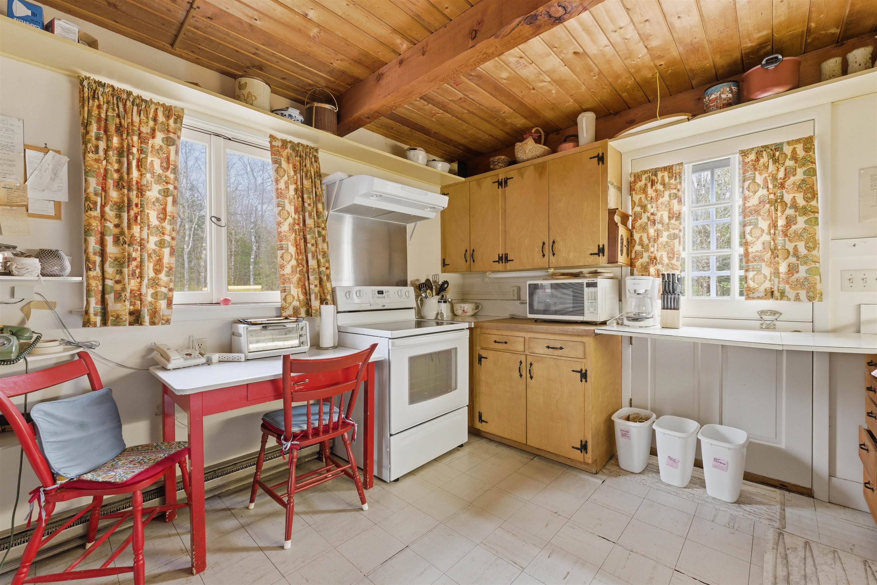 2936 Hapgood Pond Road Peru, VT 05152 - Photo 6 of 28