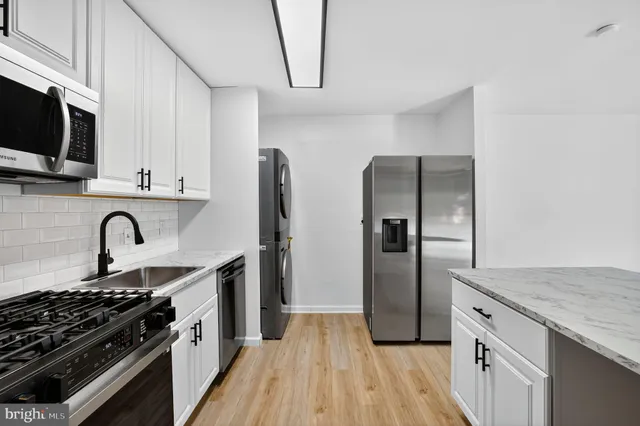 $2,100 | 8481 Greenbelt Road, Unit 201, Greenbelt, MD 20770