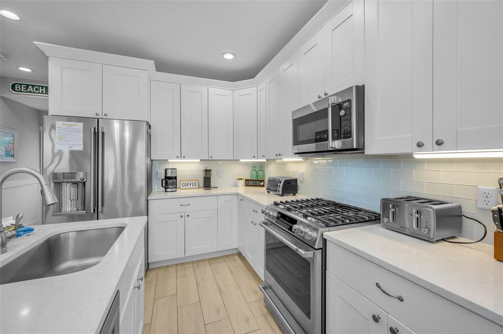 204 Gulf Boulevard Indian Rocks Beach, FL 33785 - Photo 28 of 72