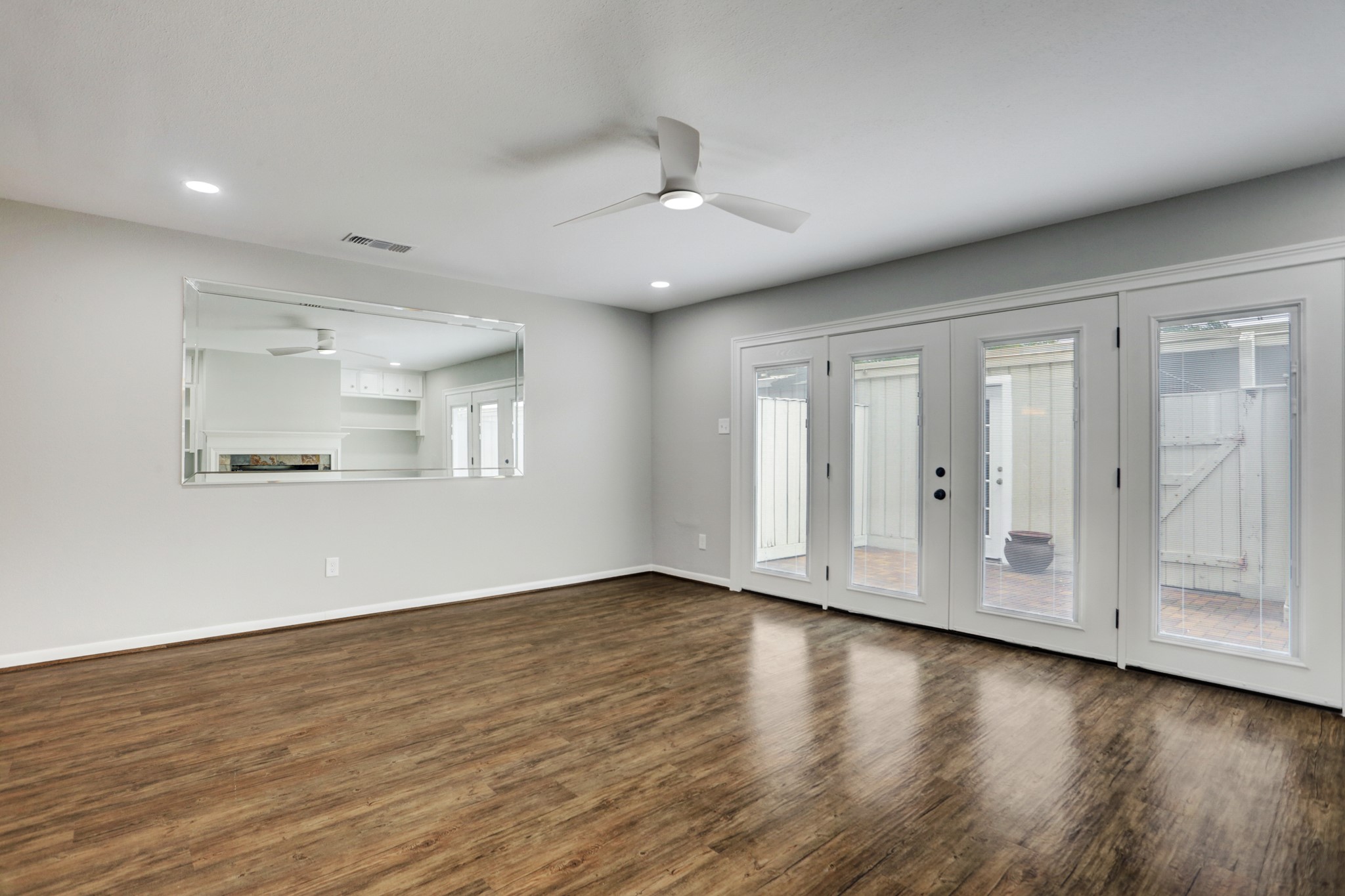6403 Burgoyne Road, Unit 7 Houston, TX 77057 - Photo 7 of 34