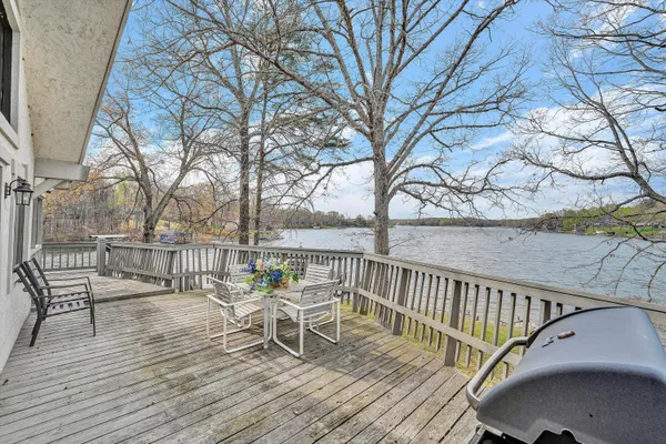 $1,600,000 | 1154 Acorn Drive, Moneta, VA 24121
