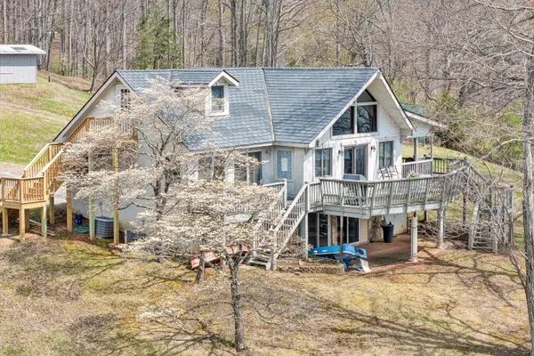 $1,600,000 | 1154 Acorn Drive, Moneta, VA 24121