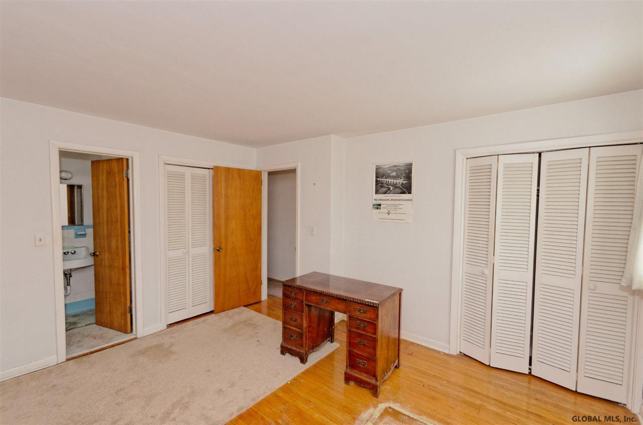 835 Warner Road Niskayuna, NY 12309 - Photo 14 of 25 Photo 14