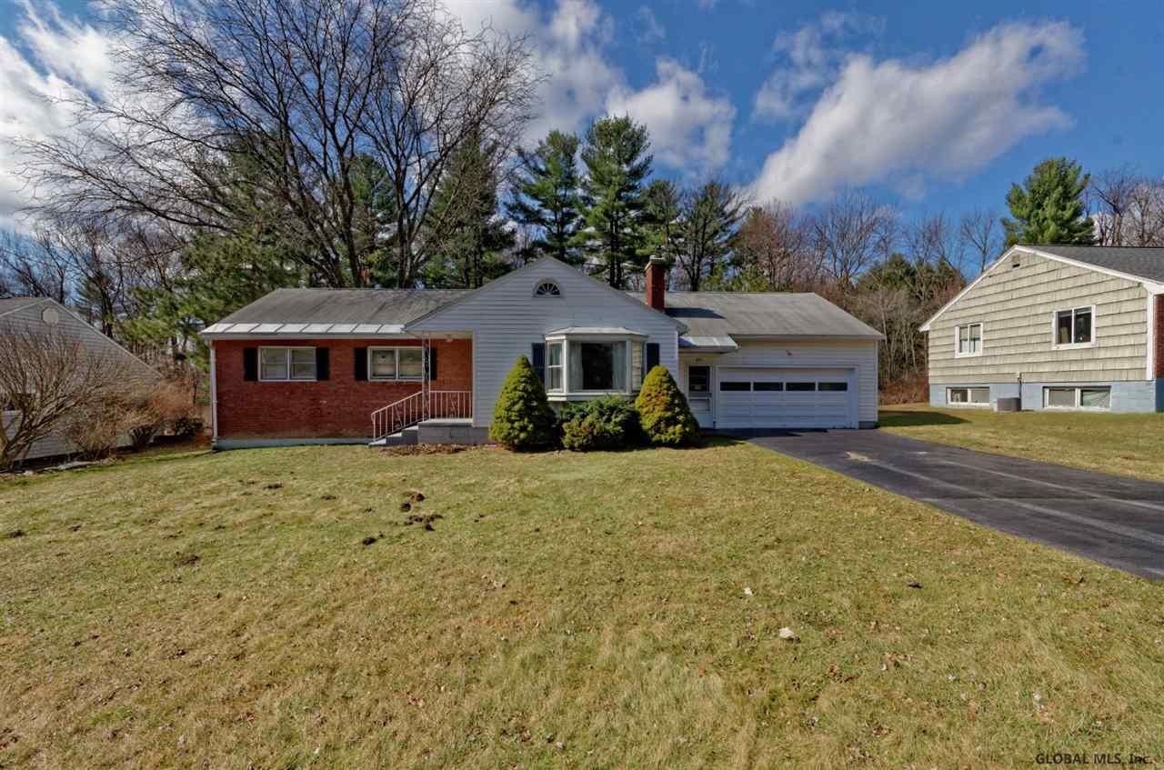 835 Warner Road Niskayuna, NY 12309 - Photo 2 of 25 Photo 2