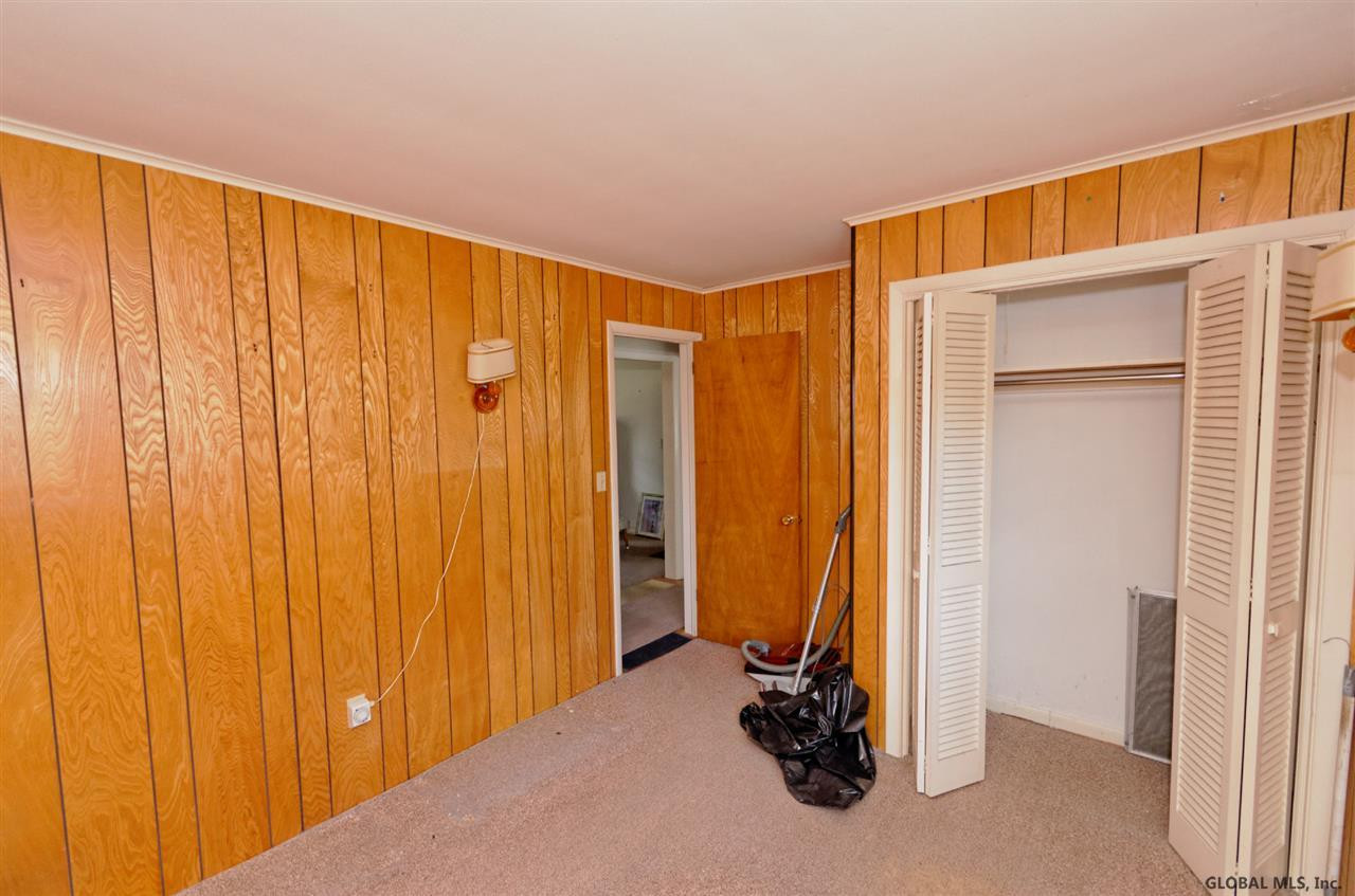 835 Warner Road Niskayuna, NY 12309 - Photo 10 of 25 Photo 10