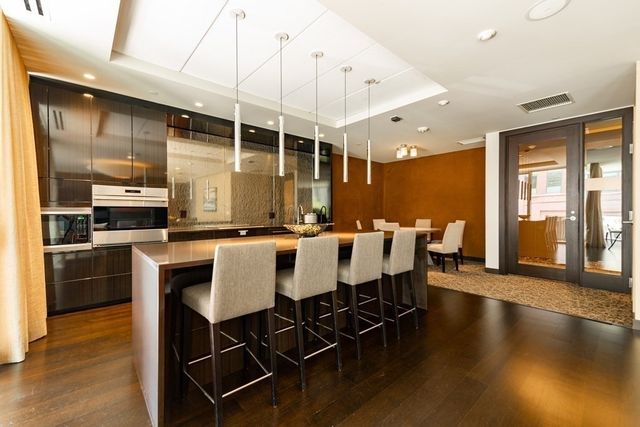 $1,350,000 | 32 Traveler Street, Unit 304, Boston, MA 02118