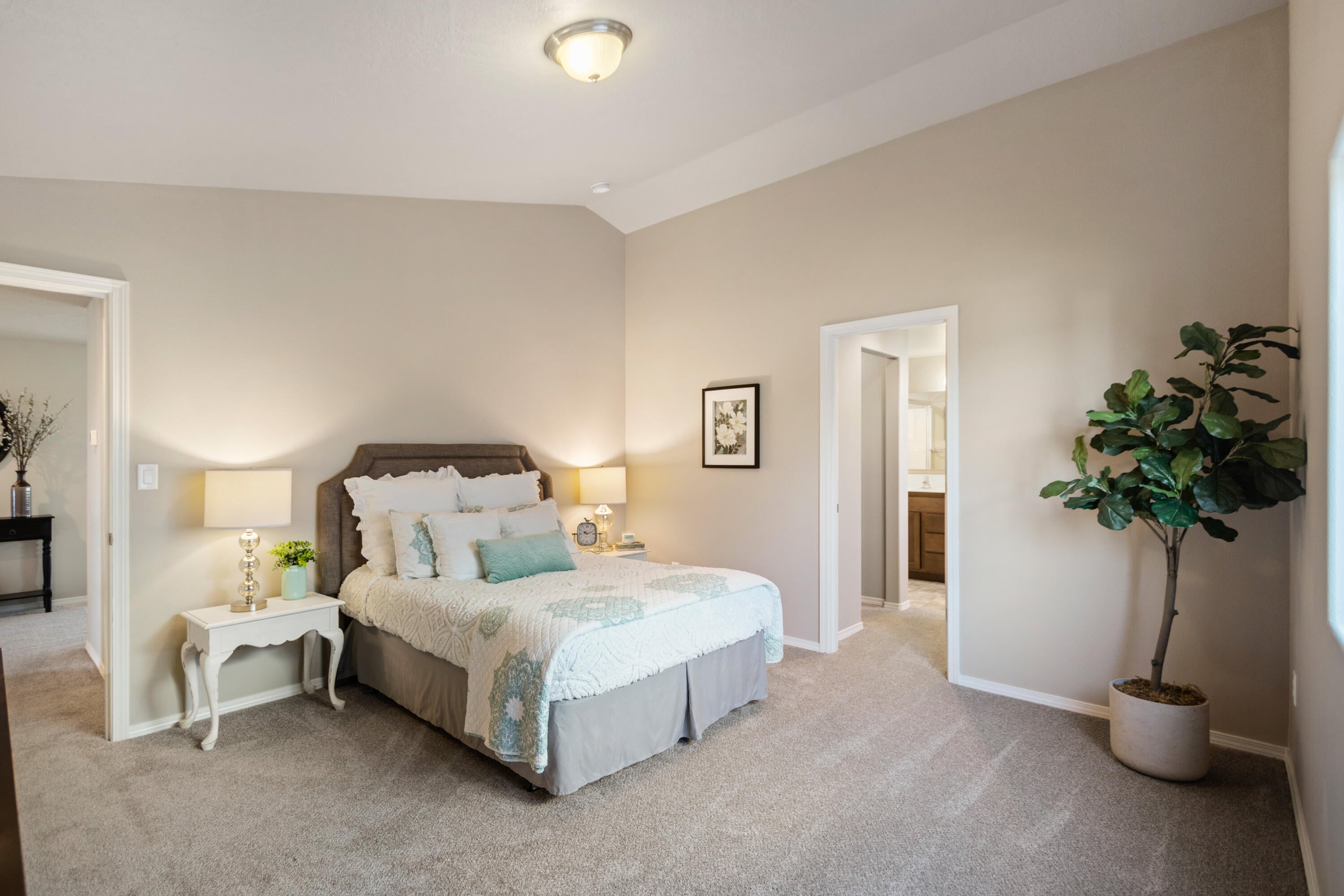 674 North Reed Street, Unit LOT #104 Sisters, OR 97759 - Photo 4 of 12 Edgewood - Master Bedroom (2)