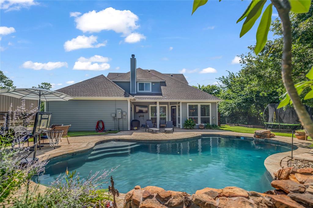 177 Horizon Circle Azle, TX 76020 - Photo 12 of 40