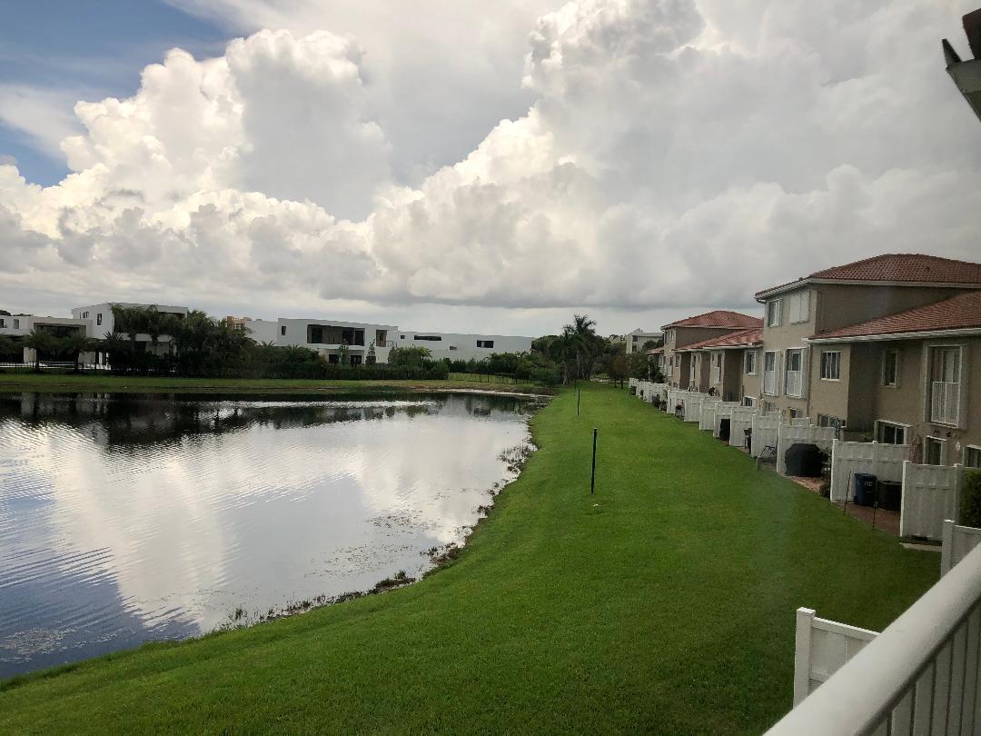 156 Riviera Circle, Unit 183 Weston, FL 33326 - Photo 20 of 22 thumbnail (21)