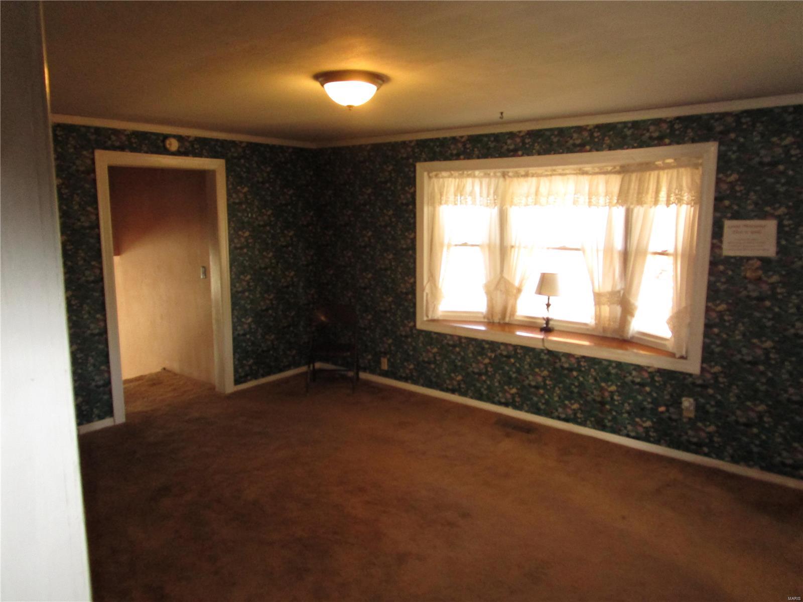 518 Solomon Street Chester, IL 62233 - Photo 12 of 19 Gallery Image 12