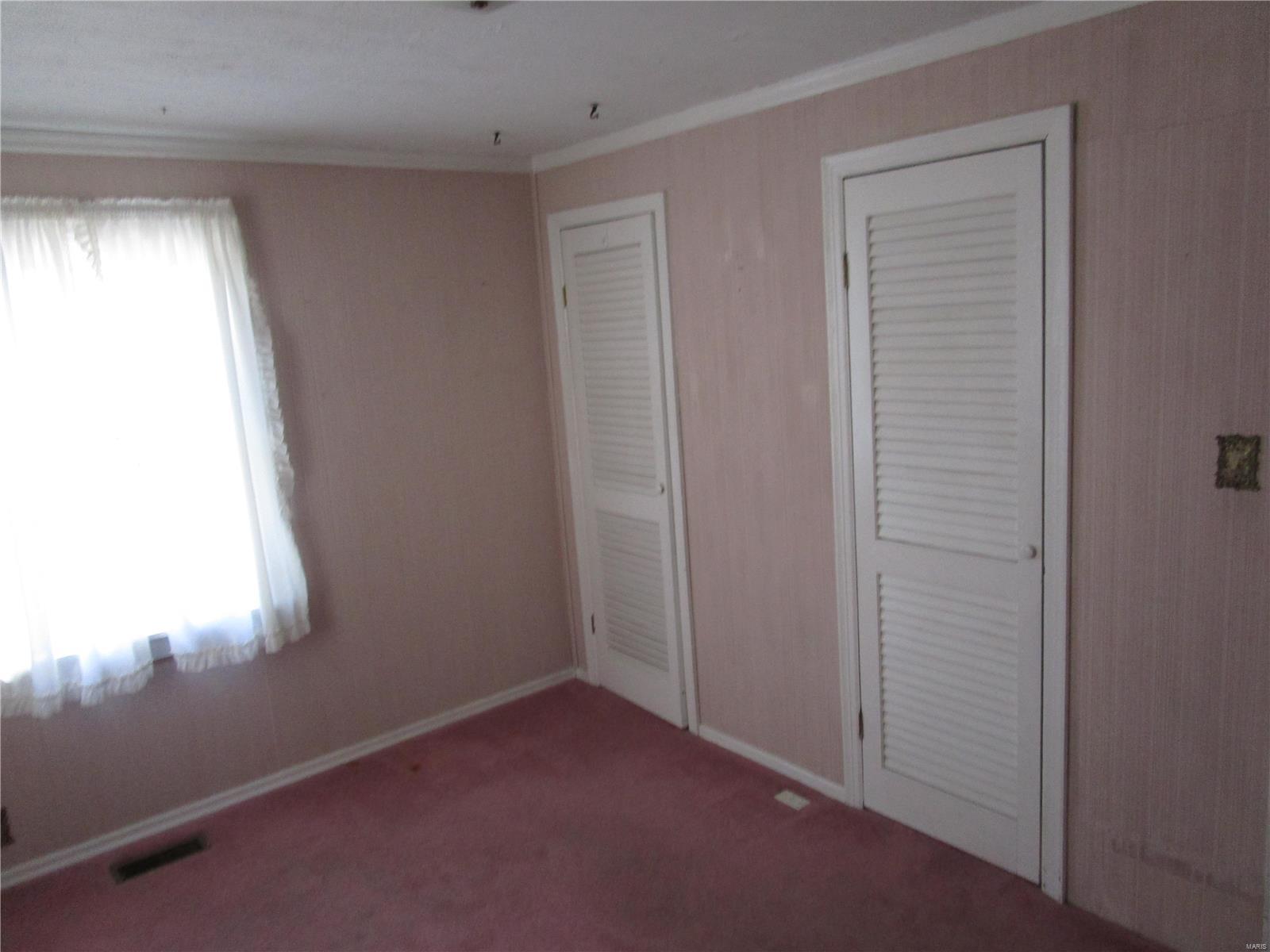 518 Solomon Street Chester, IL 62233 - Photo 14 of 19 Gallery Image 14