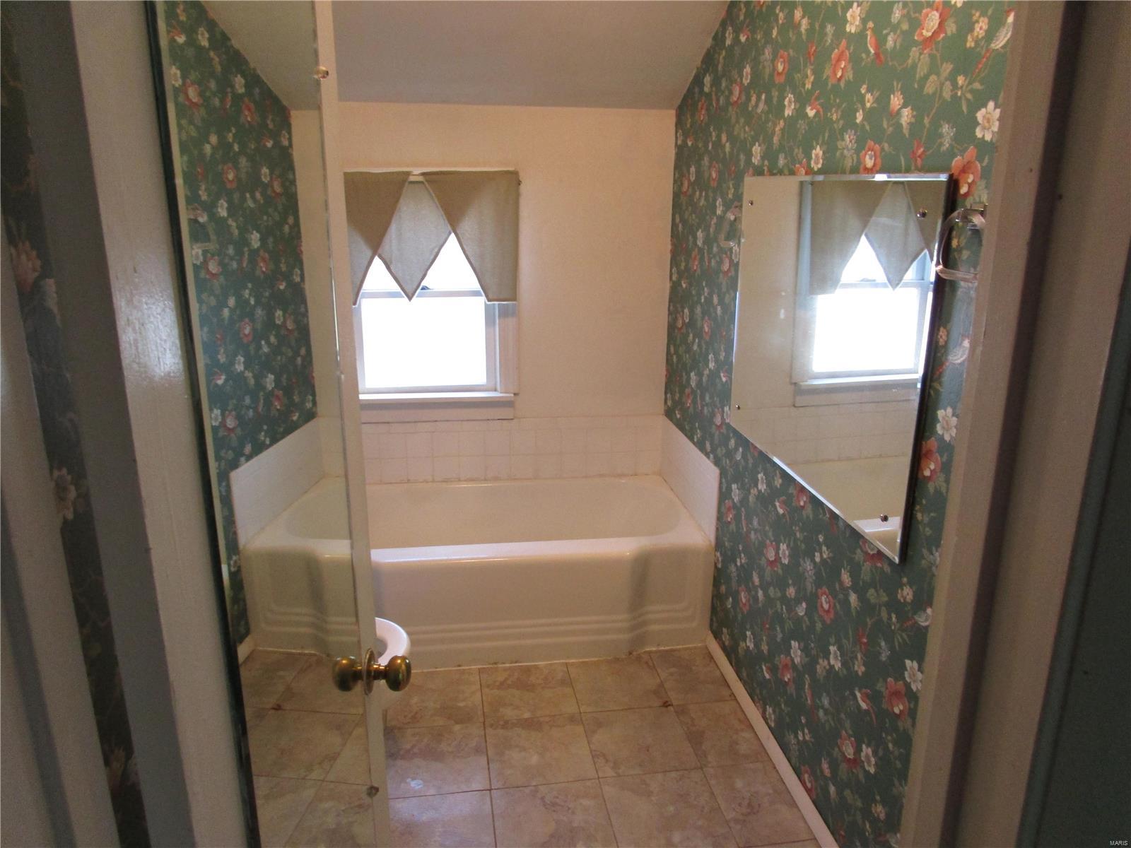 518 Solomon Street Chester, IL 62233 - Photo 19 of 19 Gallery Image 19
