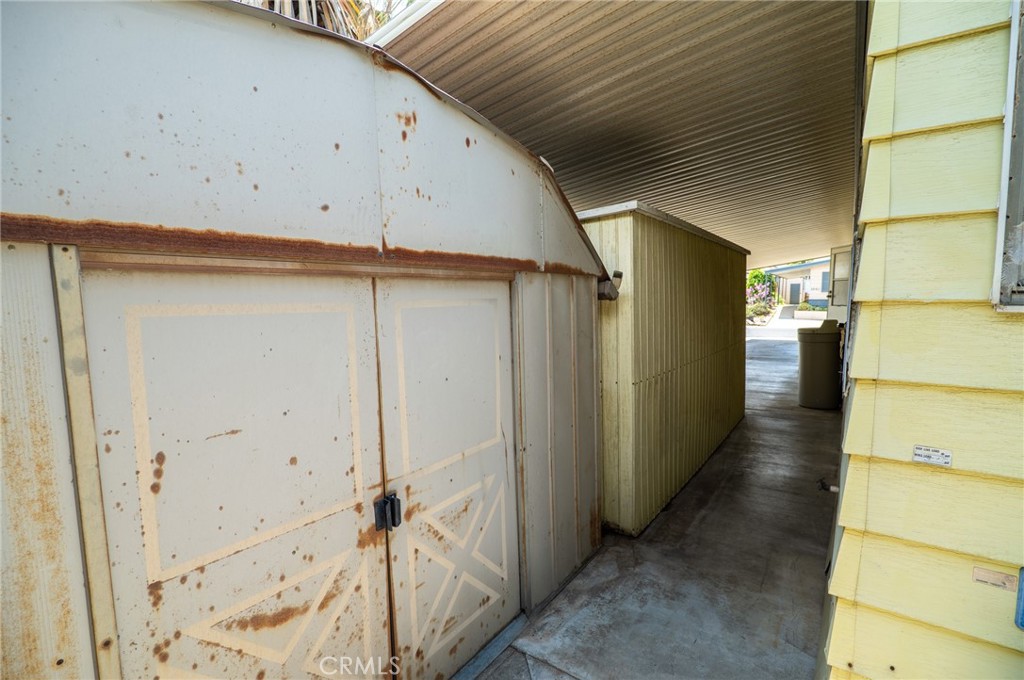 1439 Ridgemont Way Corona, CA 92882 - Photo 16 of 17 a view of entryway