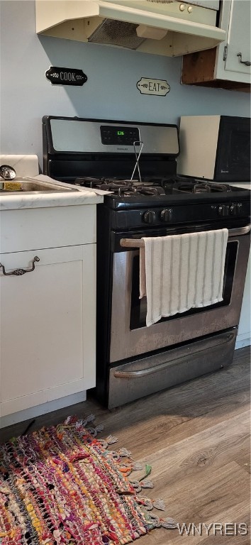 1091 Ruie Road North Tonawanda, NY 14120 - Photo 13 of 22 Stove included