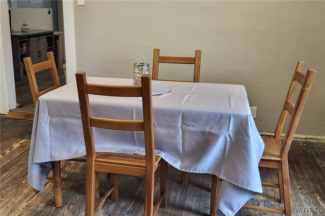 1091 Ruie Road North Tonawanda, NY 14120 - Photo 19 of 22 Dining room