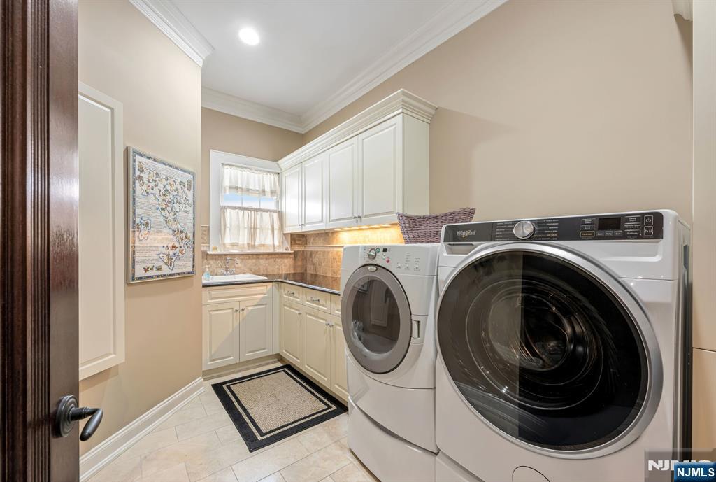 248 Old Turnpike Road Califon, NJ 07830 - Photo 19 of 50 a utility room with sink dryer and washer