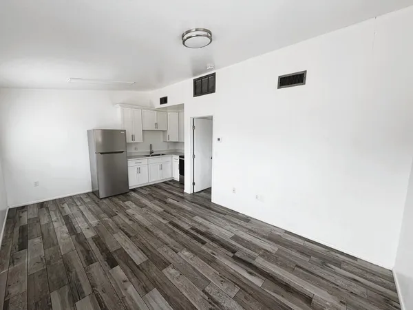 $1,095 | 290 North Hamilton Street, Unit 4, Chandler, AZ 85225