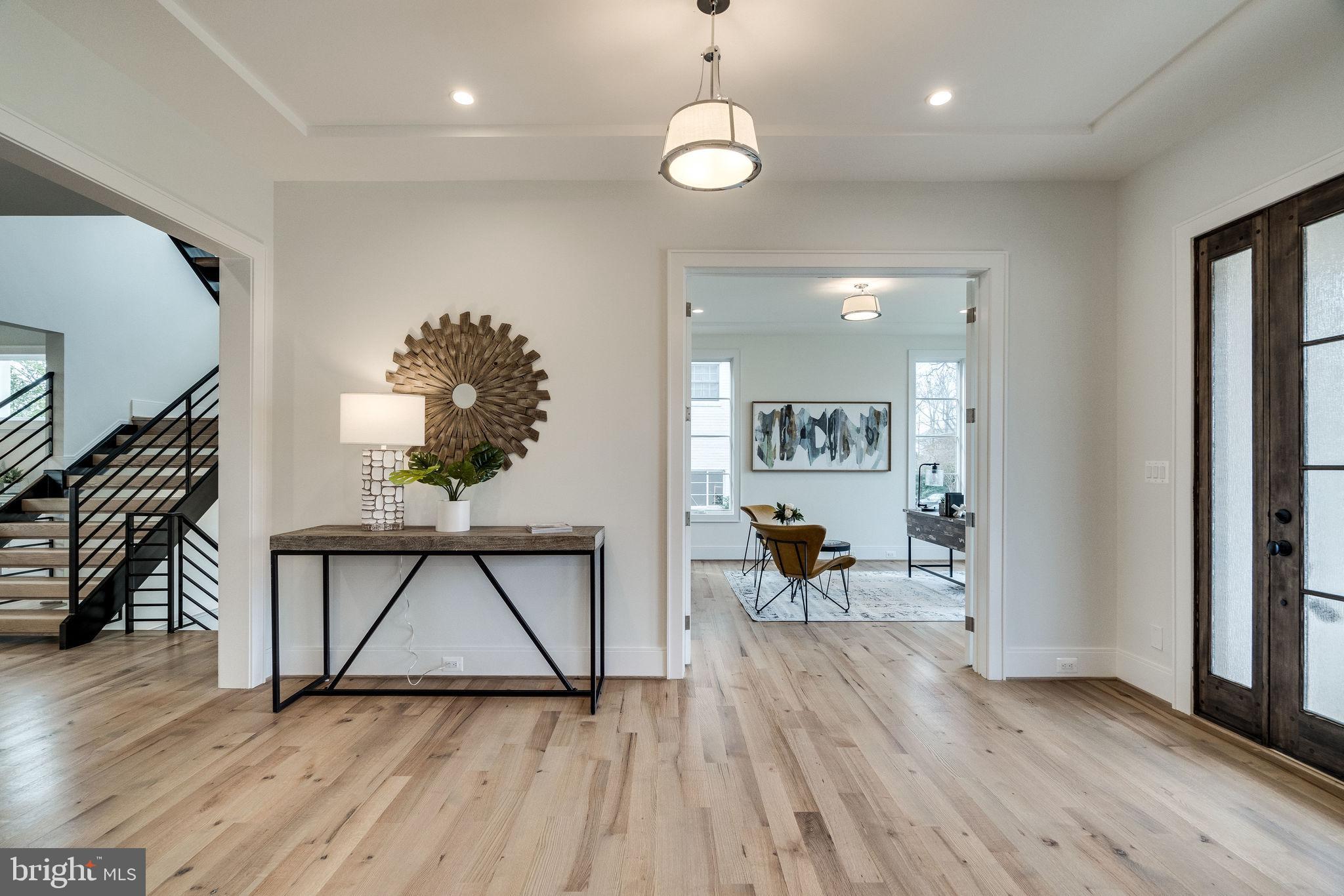 2207 Windsor Road Alexandria, VA 22307 - Photo 8 of 61 Gallery Image 8