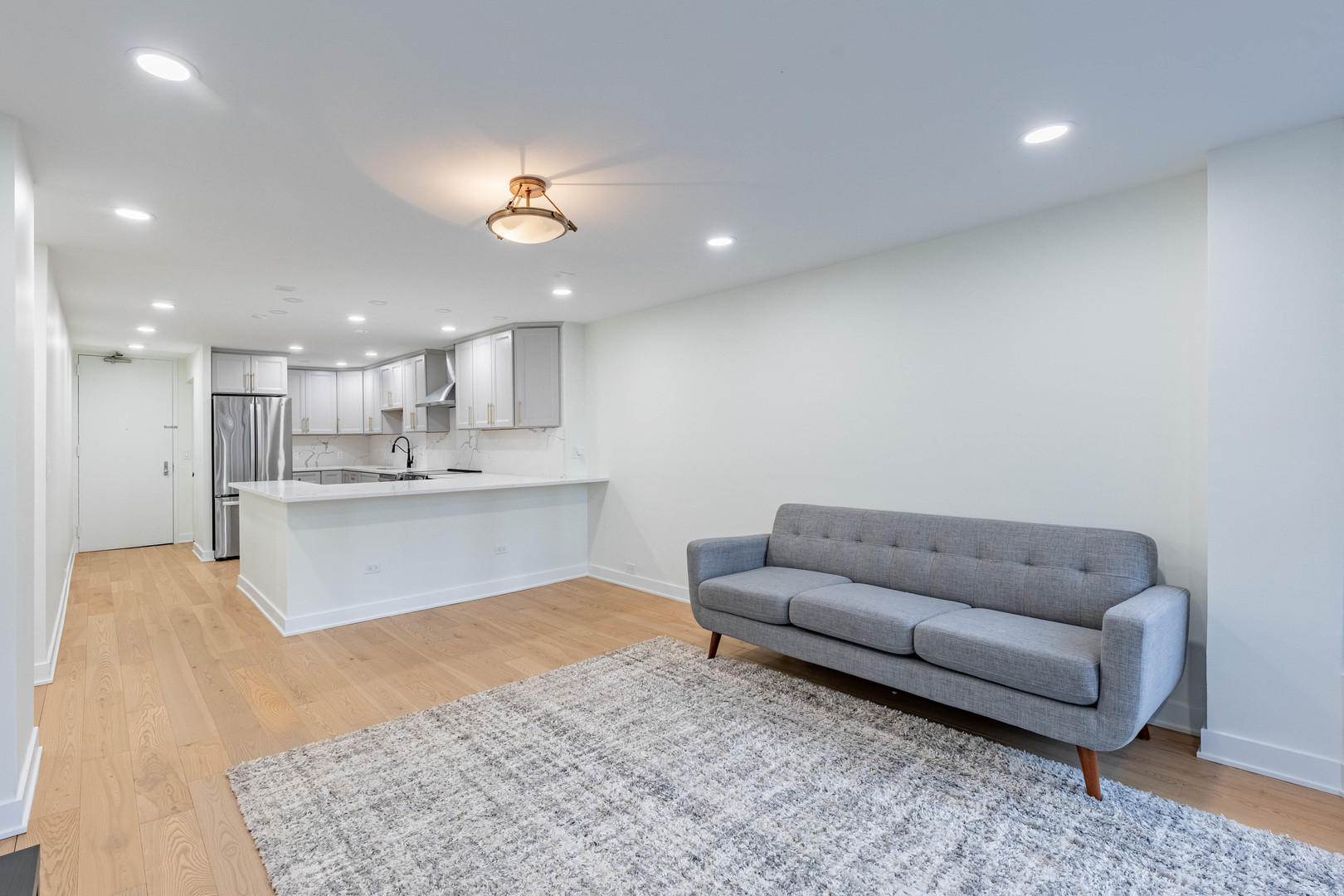 405 North Wabash Avenue, Unit 207 Chicago, IL 60611 - Photo 14 of 30