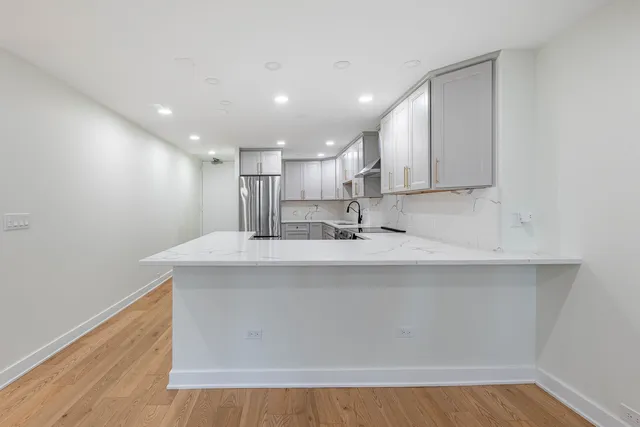 $2,700 | 405 North Wabash Avenue, Unit 207, Chicago, IL 60611