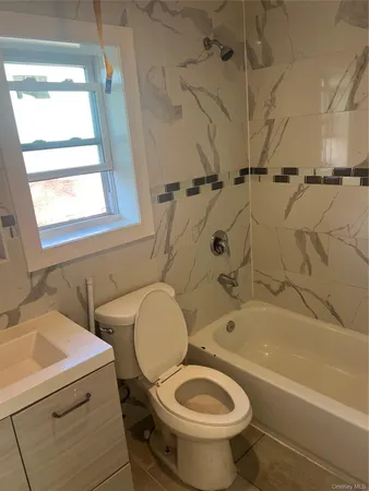 $1,399,900 | 189-20 117th Road | St. Albans