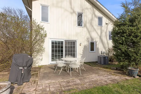 $550,000 | 1530 North Blanchard Court, Wheaton, IL 60187