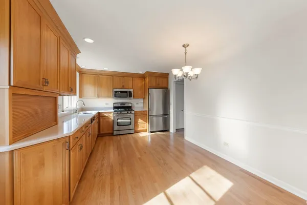 $550,000 | 1530 North Blanchard Court, Wheaton, IL 60187