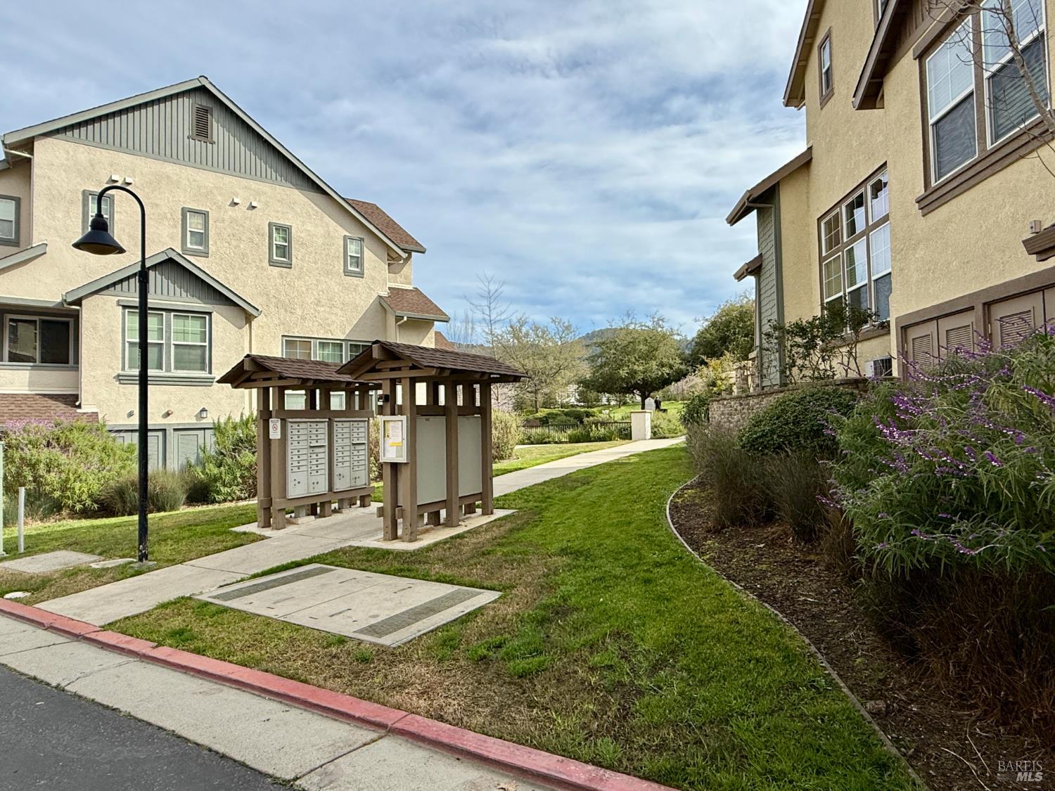 91 Almond Court San Rafael, CA 94903 - Photo 29 of 36