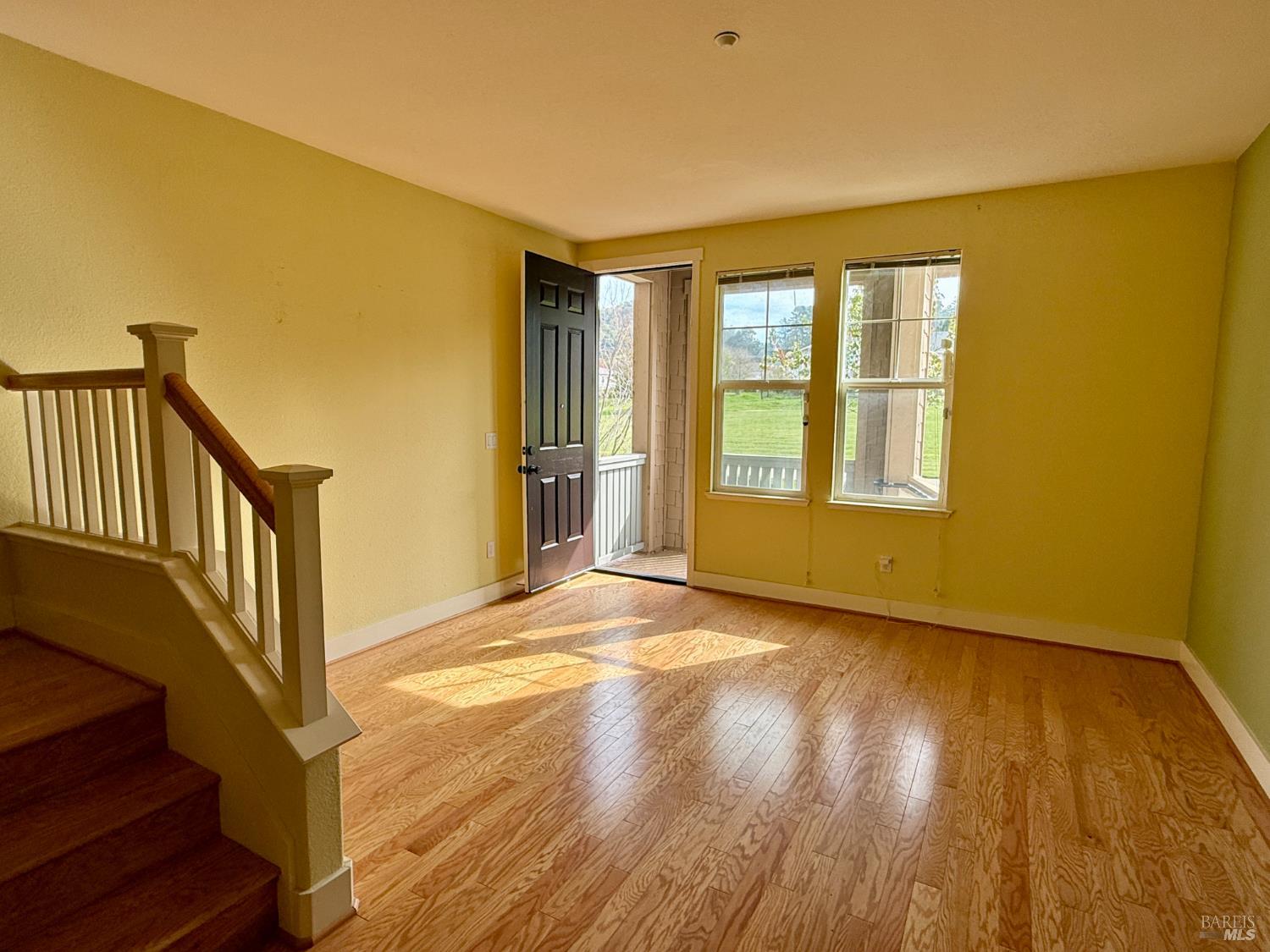 91 Almond Court San Rafael, CA 94903 - Photo 6 of 36