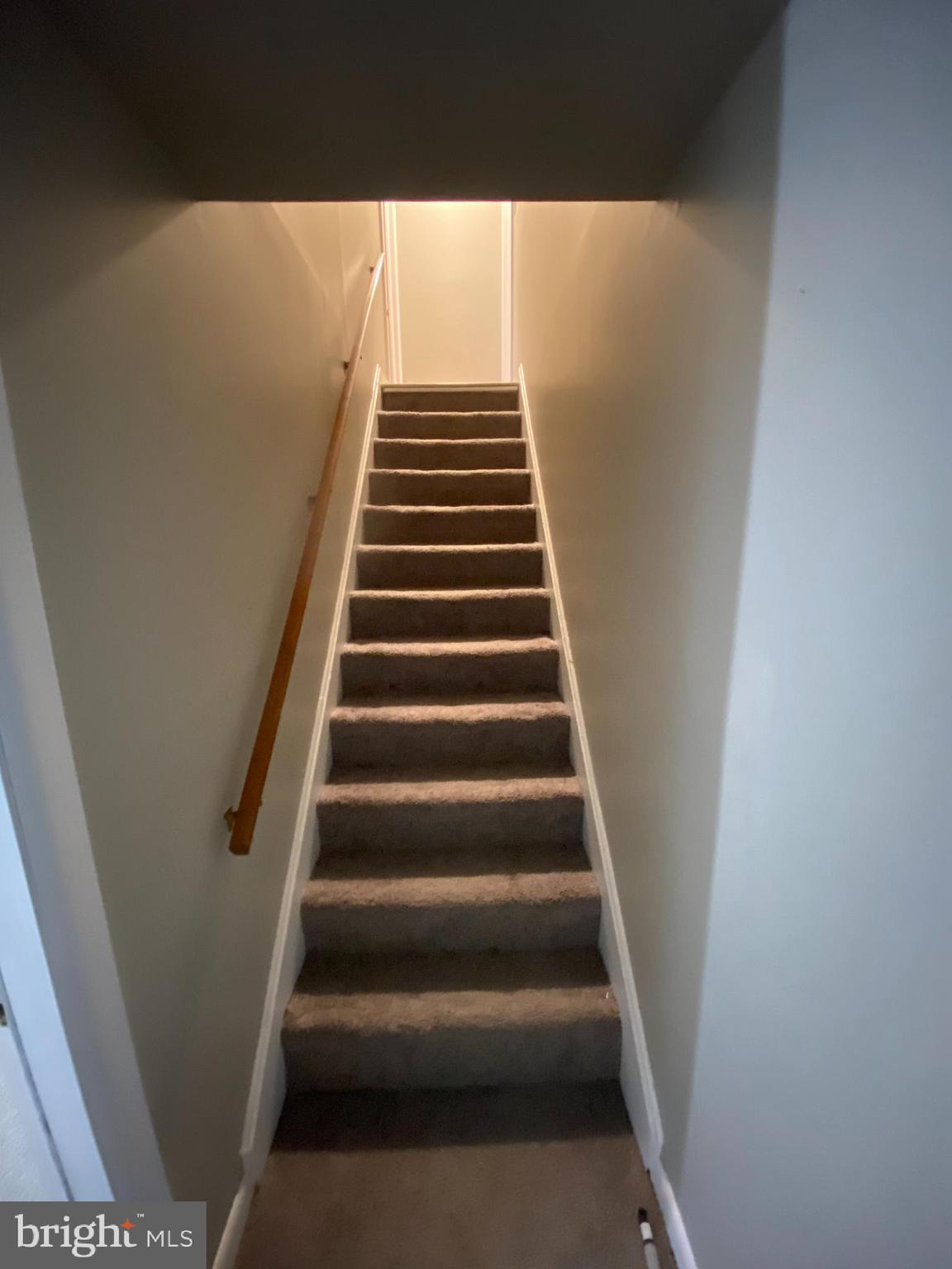 31 Acorn Drive Elkton, MD 21921 - Photo 36 of 52 Second staircase