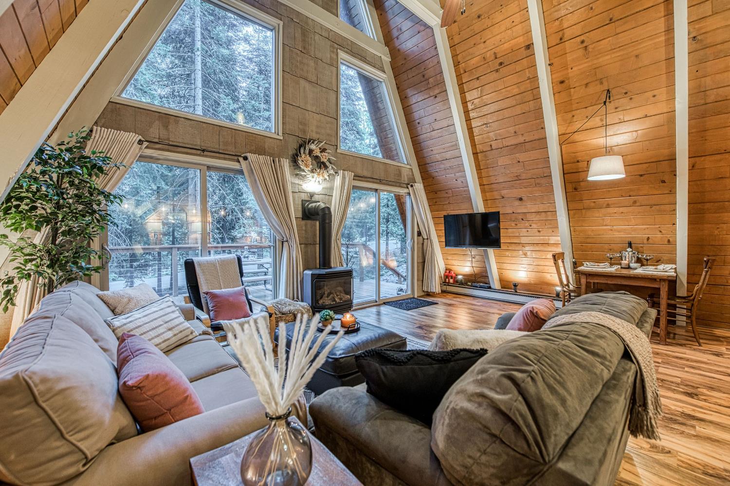 41770 Saddleback Road Shaver Lake, CA 93664 - Photo 11 of 44