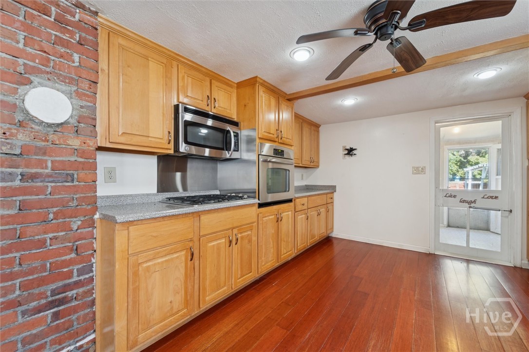 742 East Park Avenue Savannah, GA 31401 - Photo 11 of 41