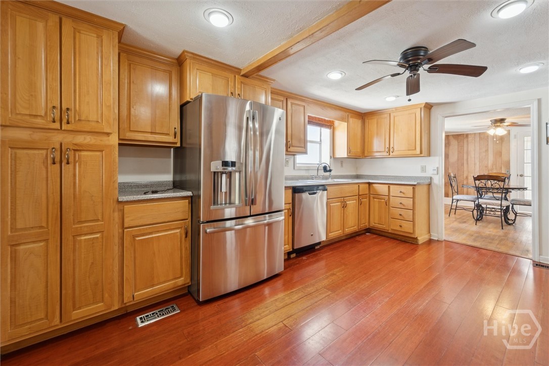 742 East Park Avenue Savannah, GA 31401 - Photo 13 of 41