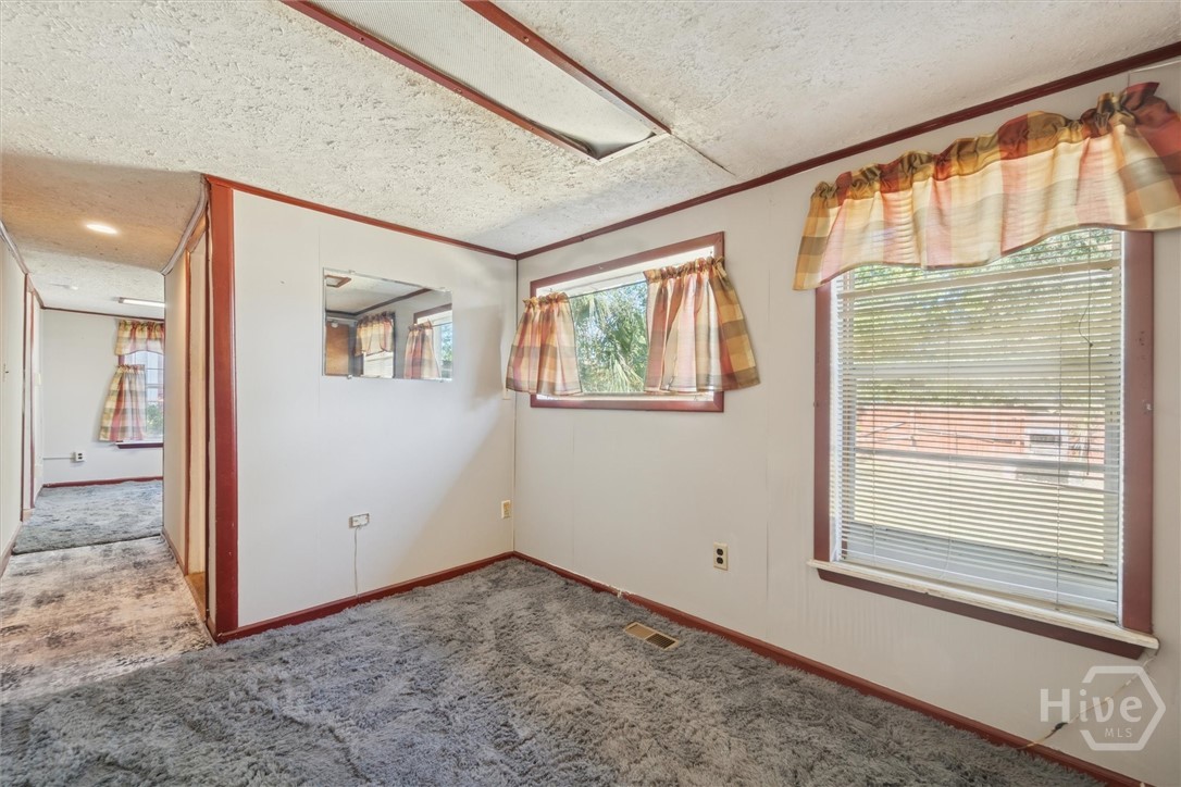 742 East Park Avenue Savannah, GA 31401 - Photo 16 of 41