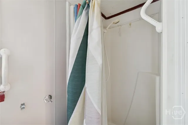 $2,350 | 742 East Park Avenue, Savannah, GA 31401