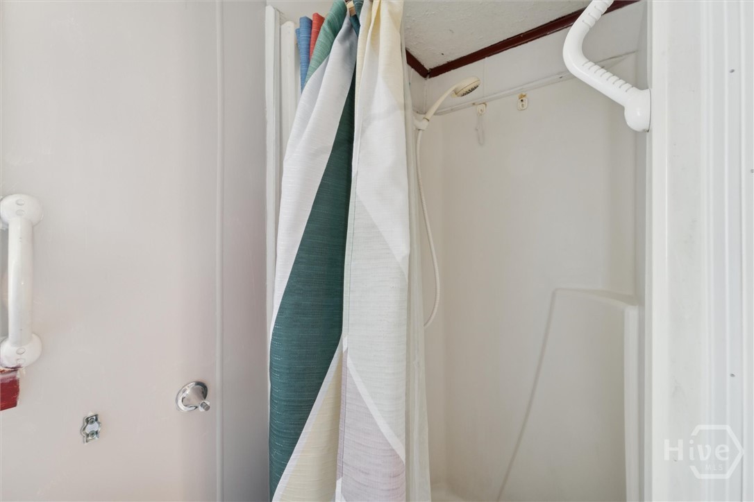 742 East Park Avenue Savannah, GA 31401 - Photo 23 of 41