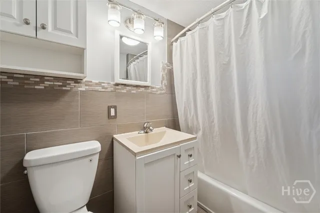 $2,350 | 742 East Park Avenue, Savannah, GA 31401