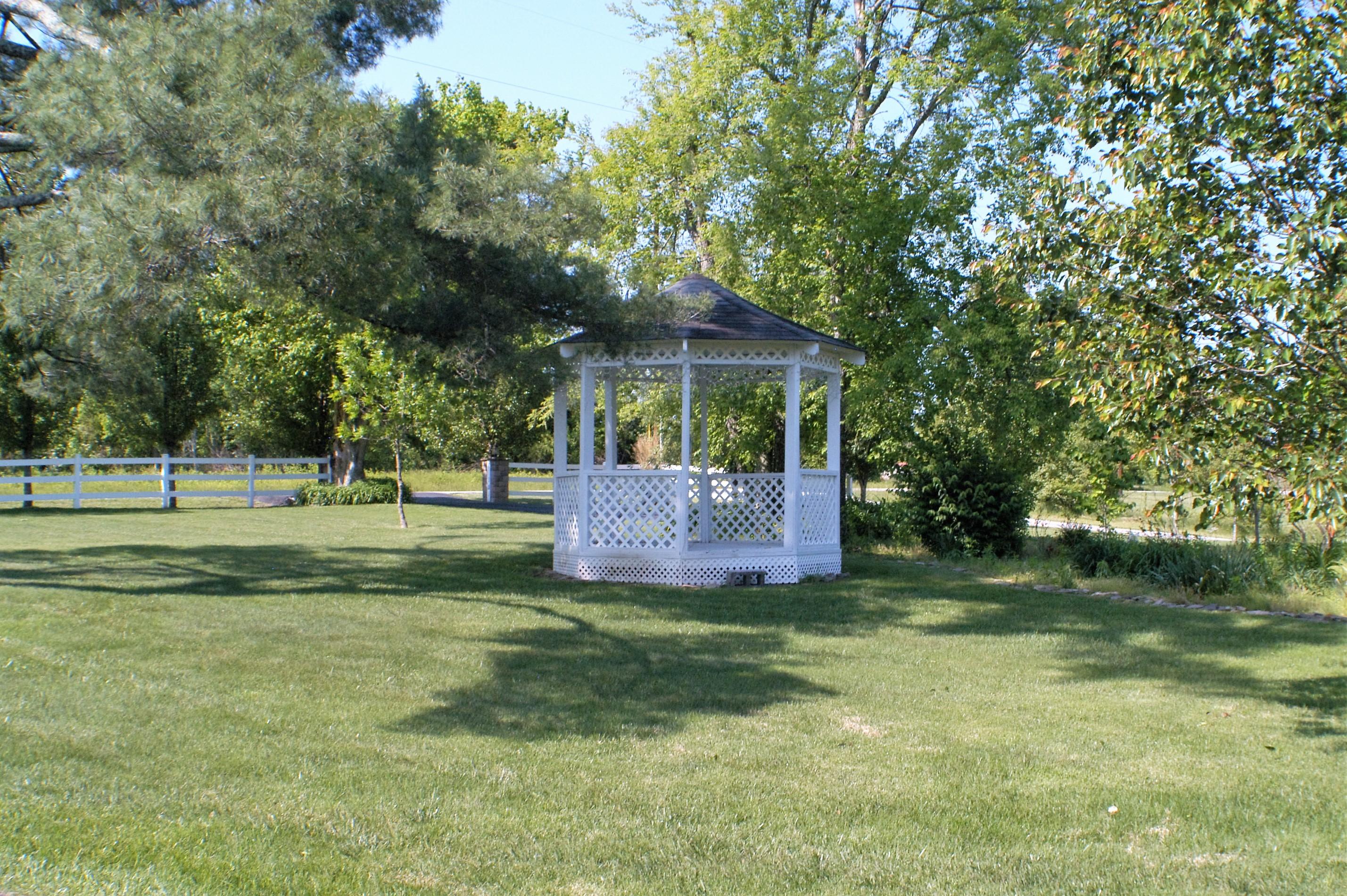 2425 Pigeon Ridge Road Crossville, TN 38555 - Photo 20 of 40 DSC_3652