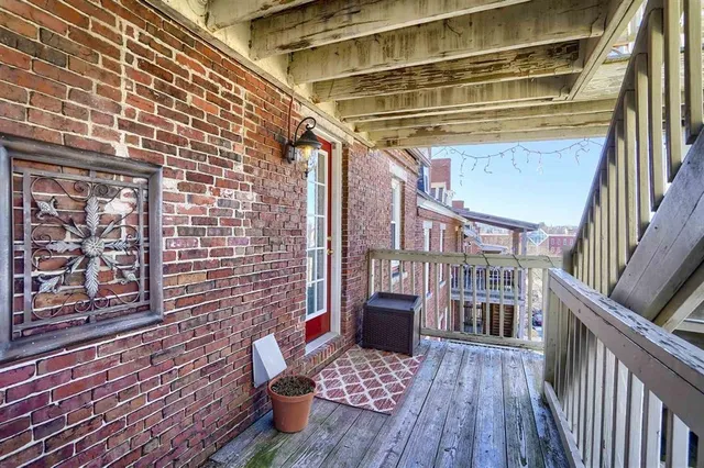 $2,600 | 105 West Merrimack Street, Unit 2, Manchester, NH 03101