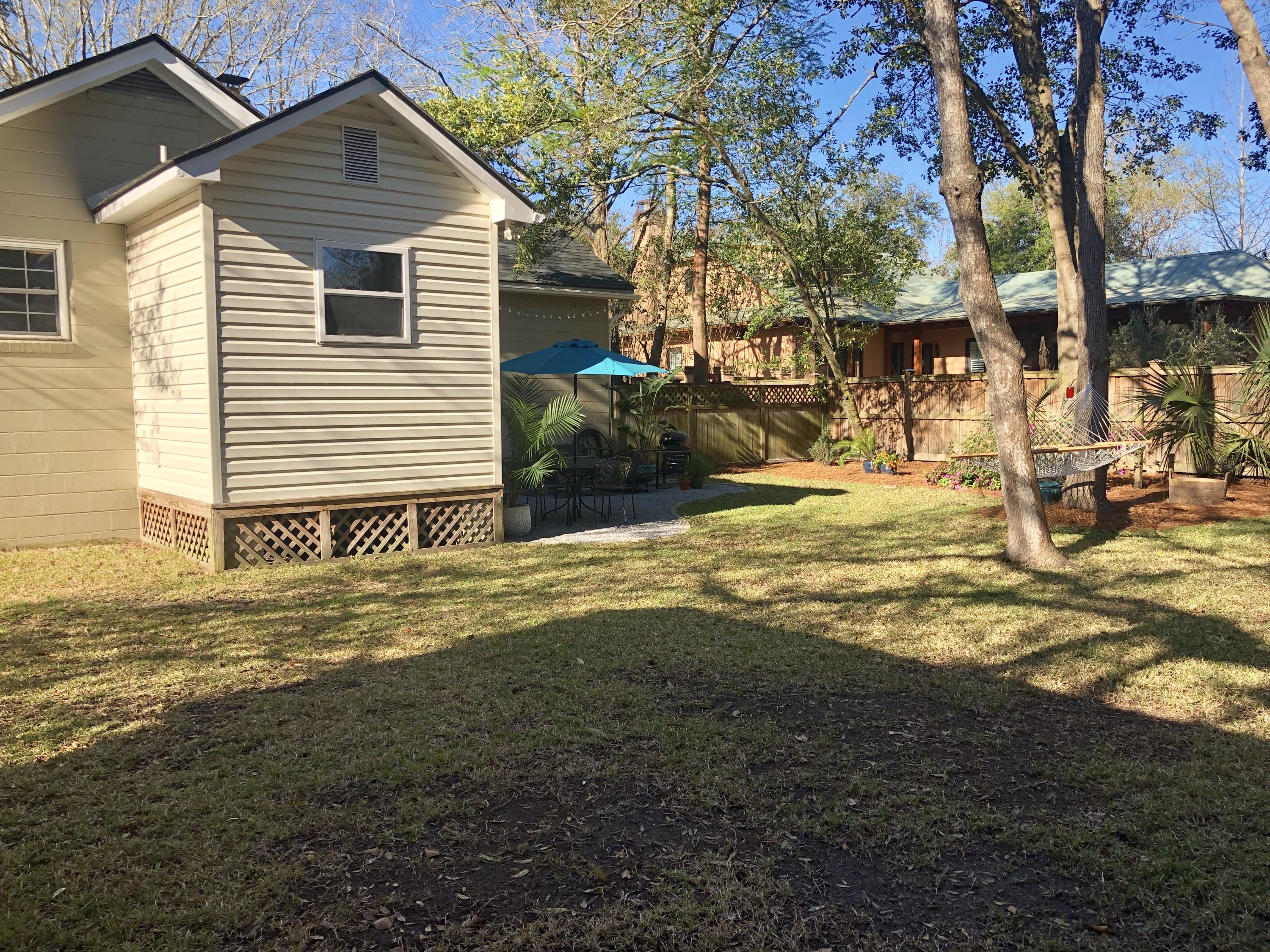 4 Rosedale Drive Charleston, SC 29407 - Photo 28 of 29 Backyard