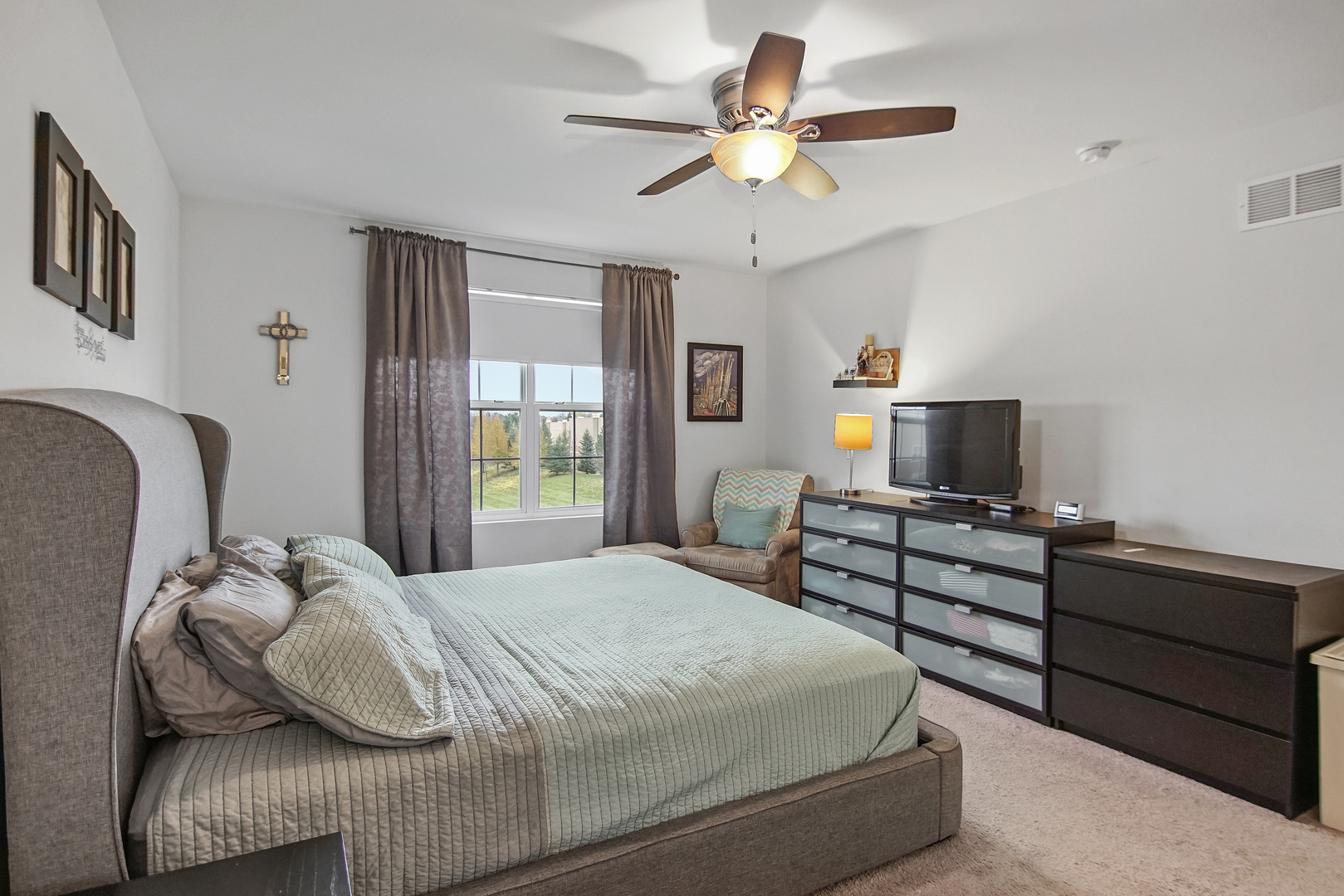 2817 Church Road Aurora, IL 60502 - Photo 27 of 43