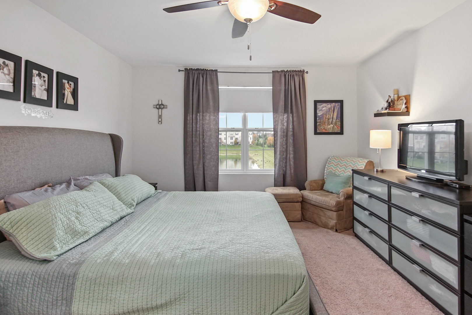 2817 Church Road Aurora, IL 60502 - Photo 28 of 43