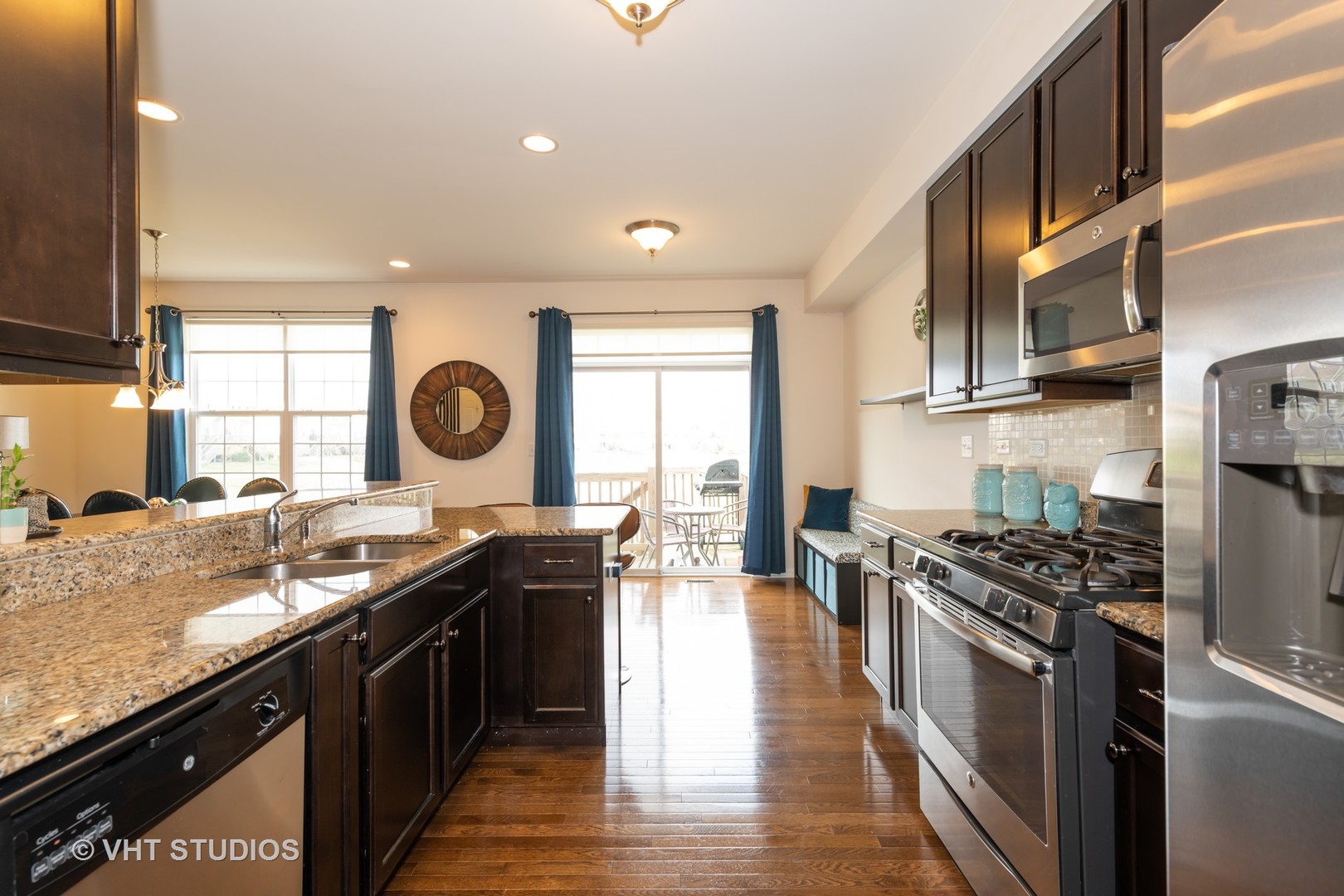 2817 Church Road Aurora, IL 60502 - Photo 6 of 43