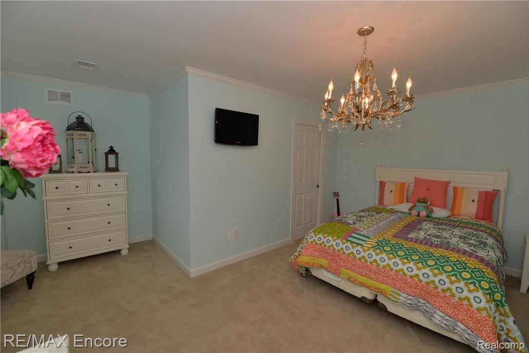 3523 Mann Road Clarkston, MI 48346 - Photo 48 of 86 3523 Mann Rd Waterford (121).JPG