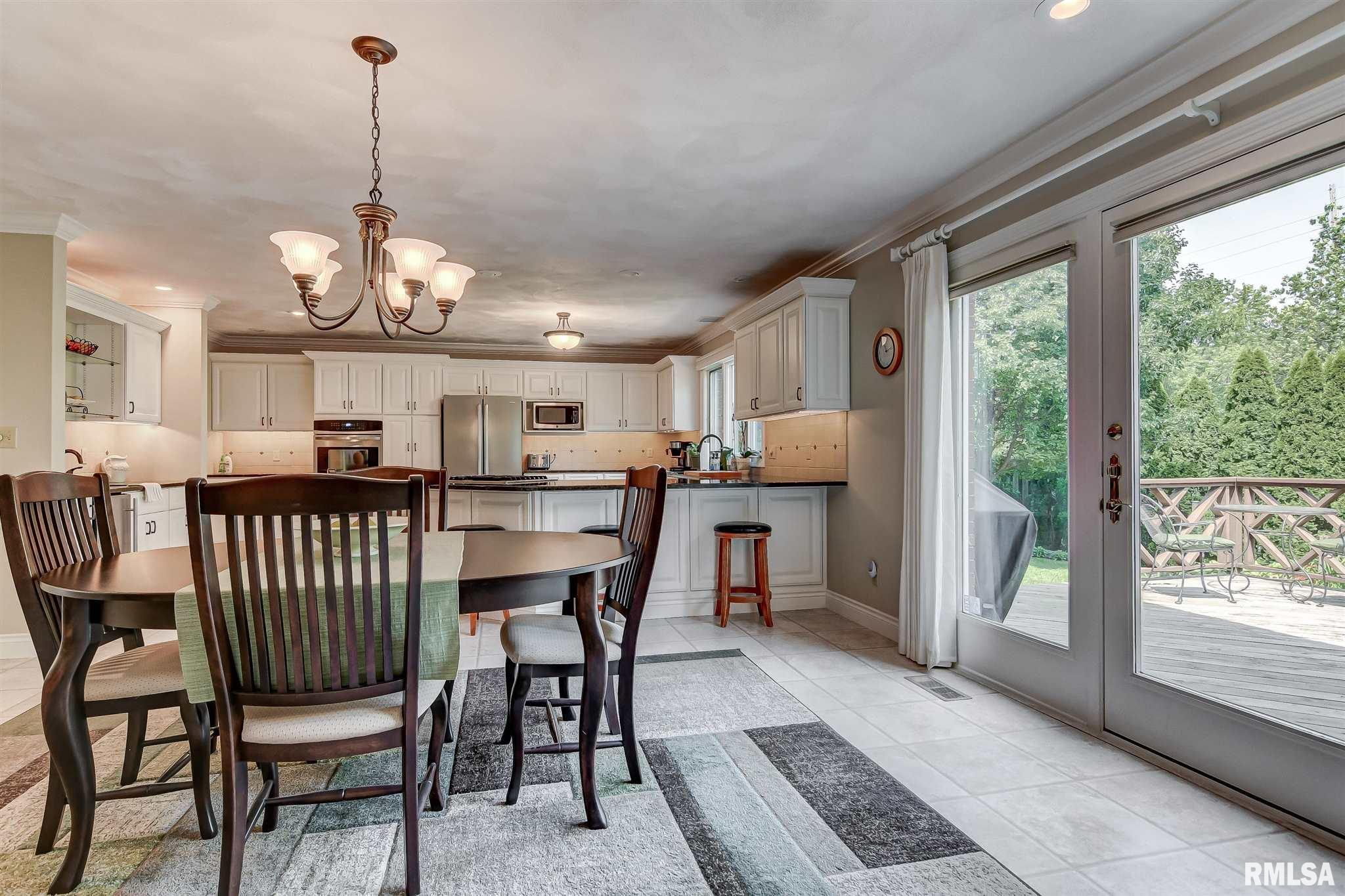 2005 Oak Creek Road Springfield, IL 62704 - Photo 11 of 50 Gallery Image 11
