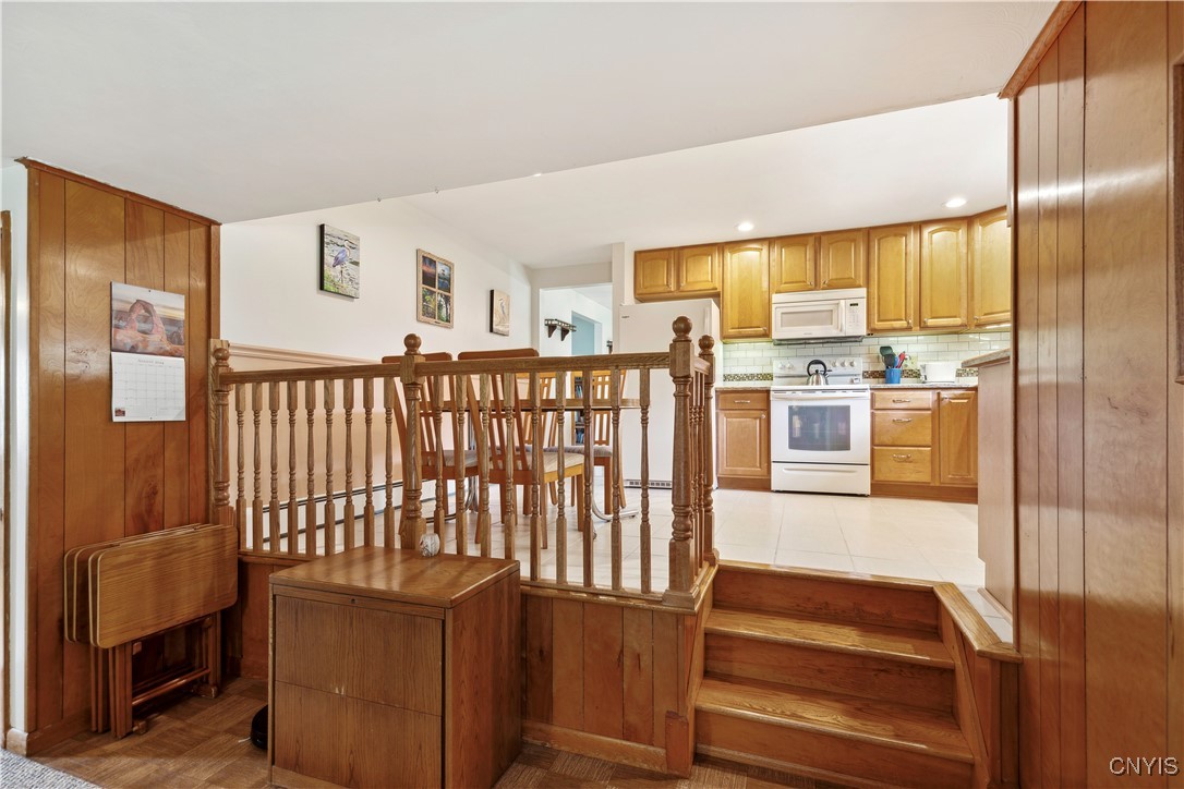 7452 Moonvalley Drive Clay, NY 13088 - Photo 21 of 50