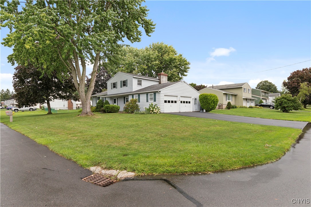 7452 Moonvalley Drive Clay, NY 13088 - Photo 5 of 50