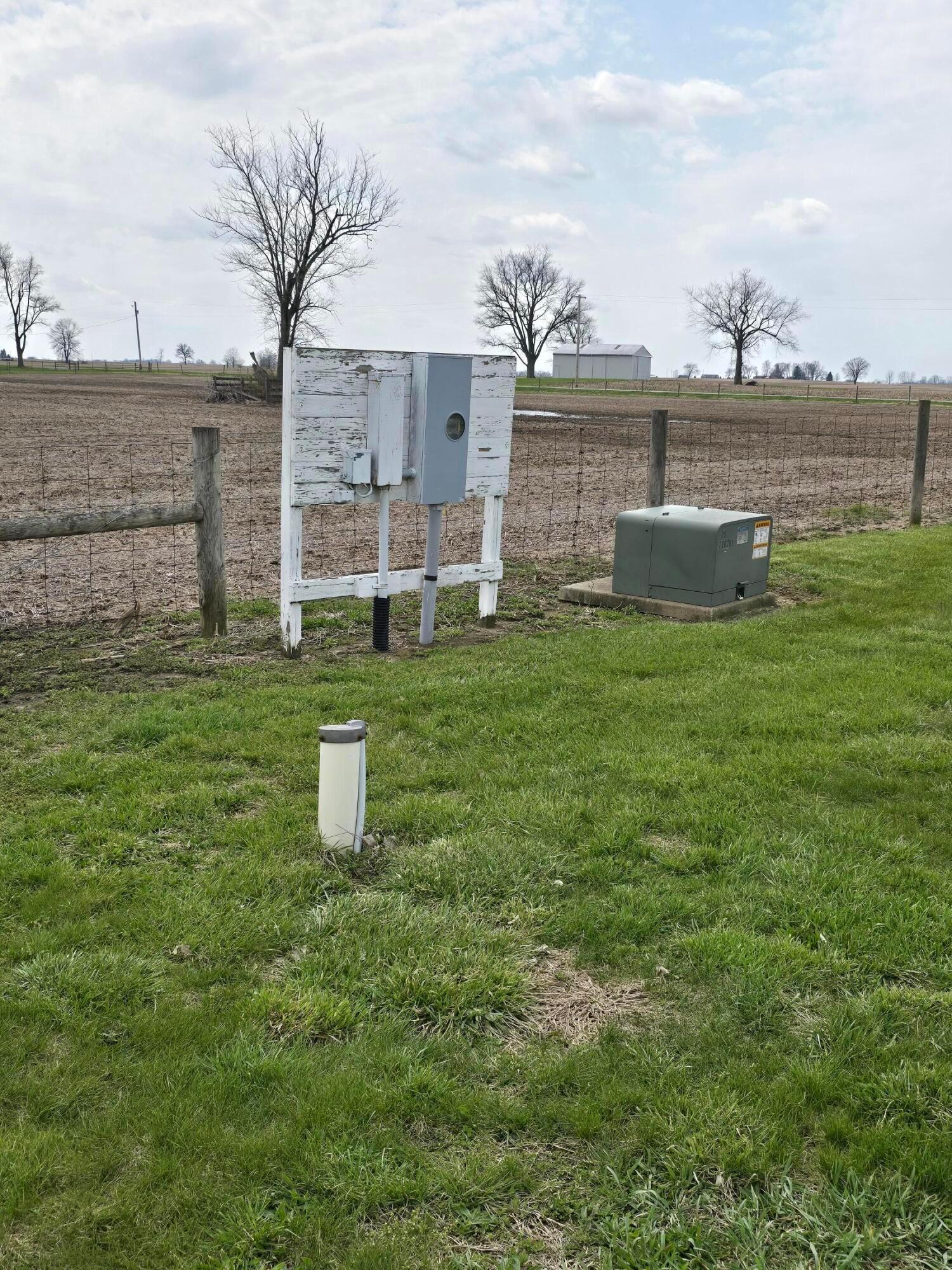0 Neil East Road East London, OH 43140 - Photo 8 of 16 Electric and well