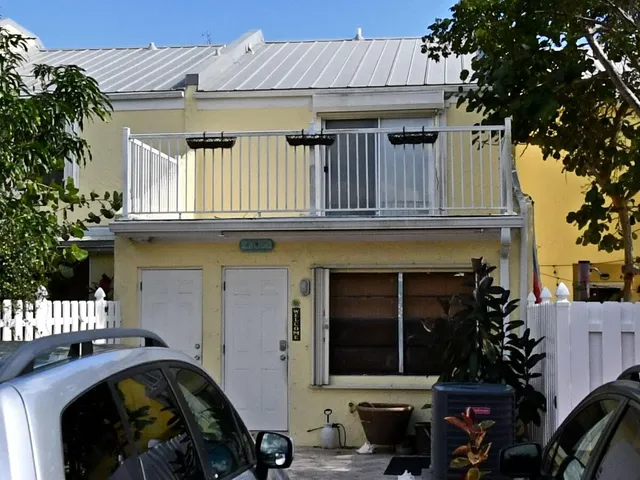 $285,000 | 2805 North Hwy A1A, Unit B, Fort Pierce, FL 34949