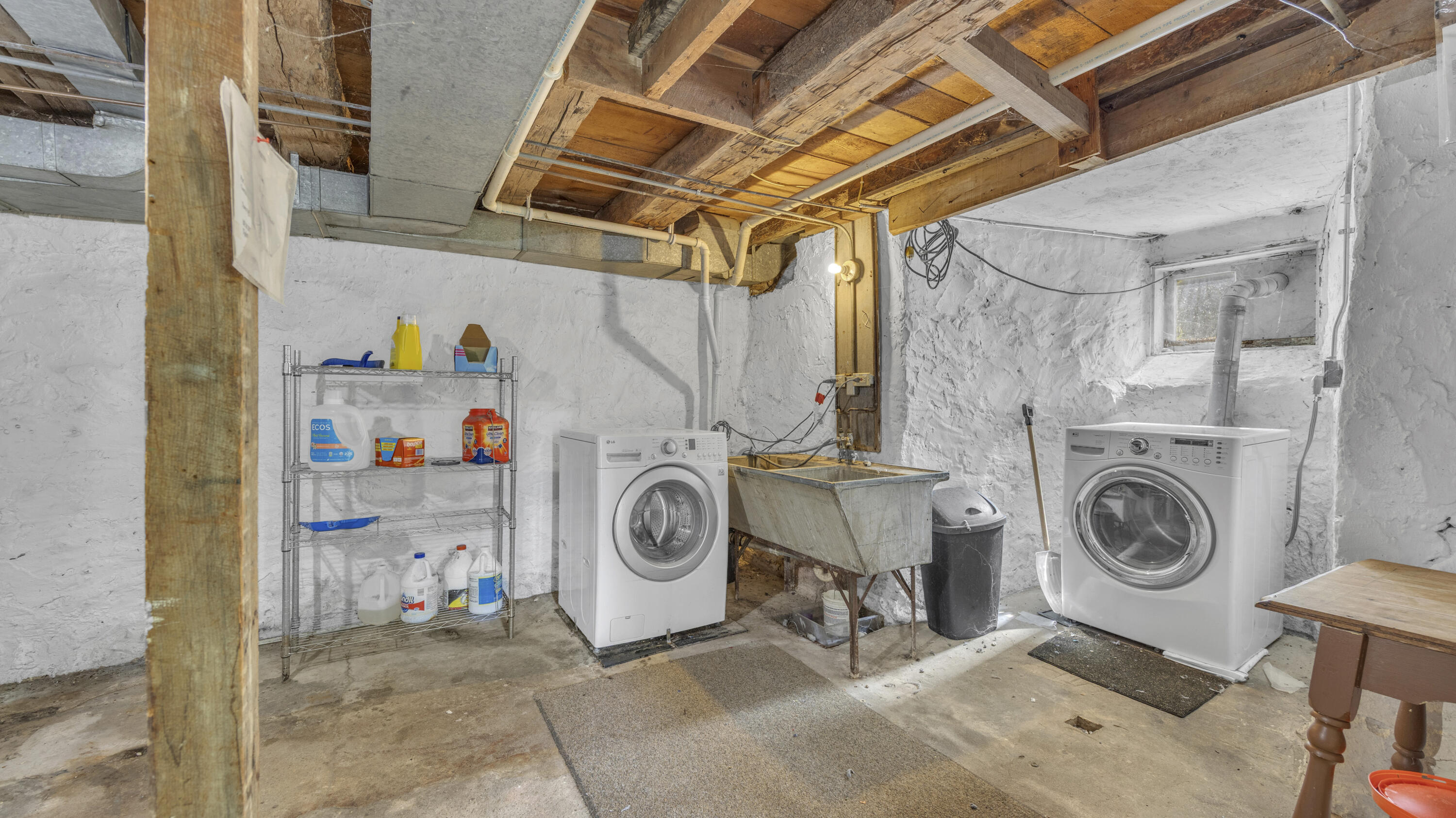 8120 Franklin Road, Unit 1 Herman, WI 53073 - Photo 33 of 33 Laundry